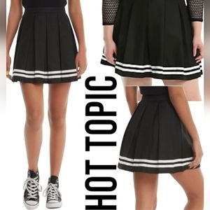 Hot Topic Black Pleated Cheer Skirt - XL